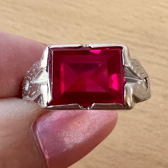 VINTAGE ART DECO 14K WHITE GOLD EMERALD CUT SYNTHETIC RUBY RING UNISEX MEN WOMAN - Picture 12 of 16